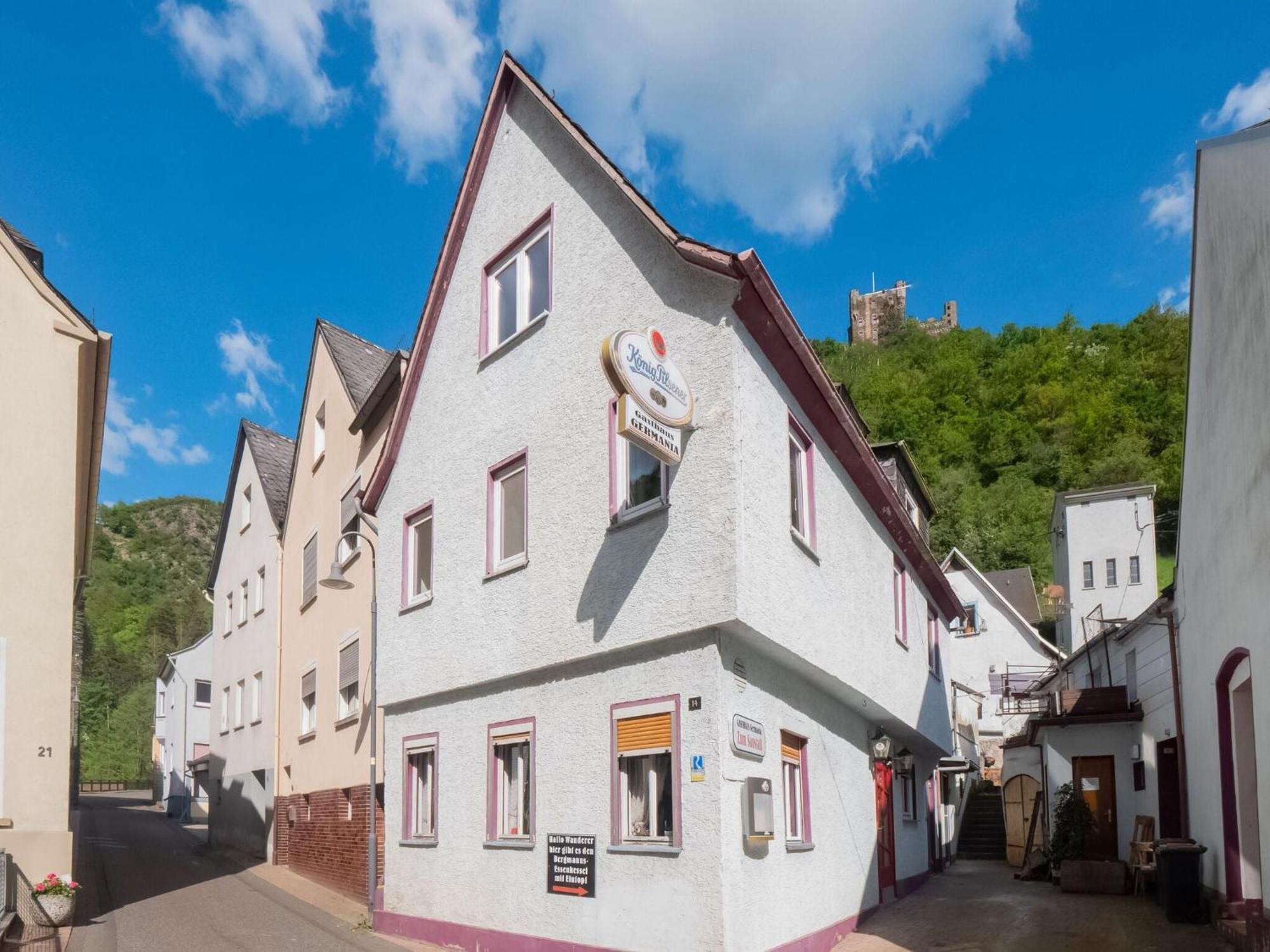 Cosy Holiday Home In Sankt Goarshausen With Barbecue エクステリア 写真